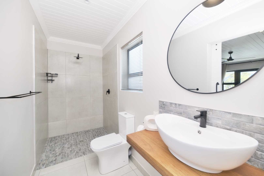 9 Bedroom Property for Sale in Westcliff Western Cape